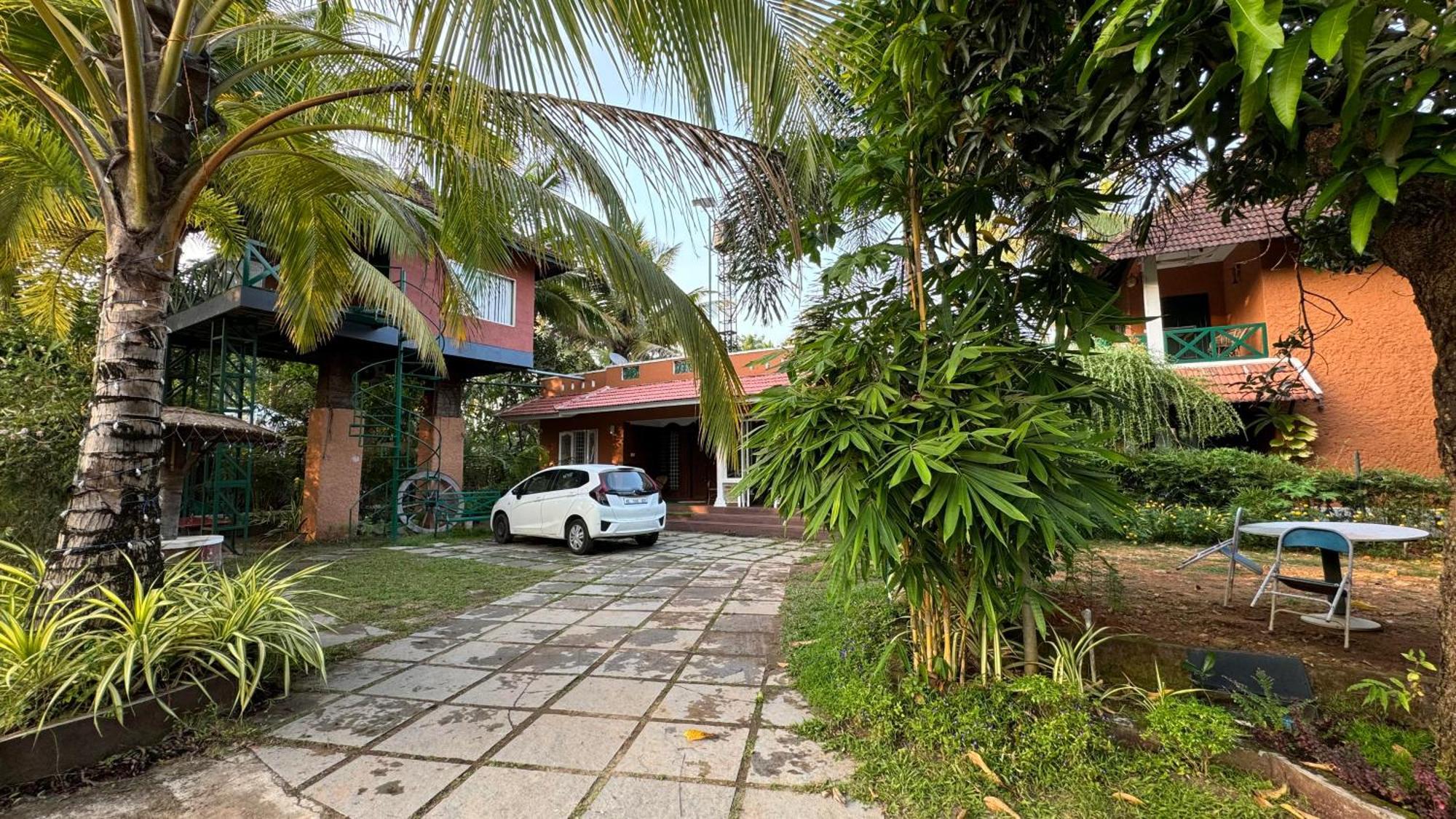 Garggi Kumarakom Village Homestay Ngoại thất bức ảnh